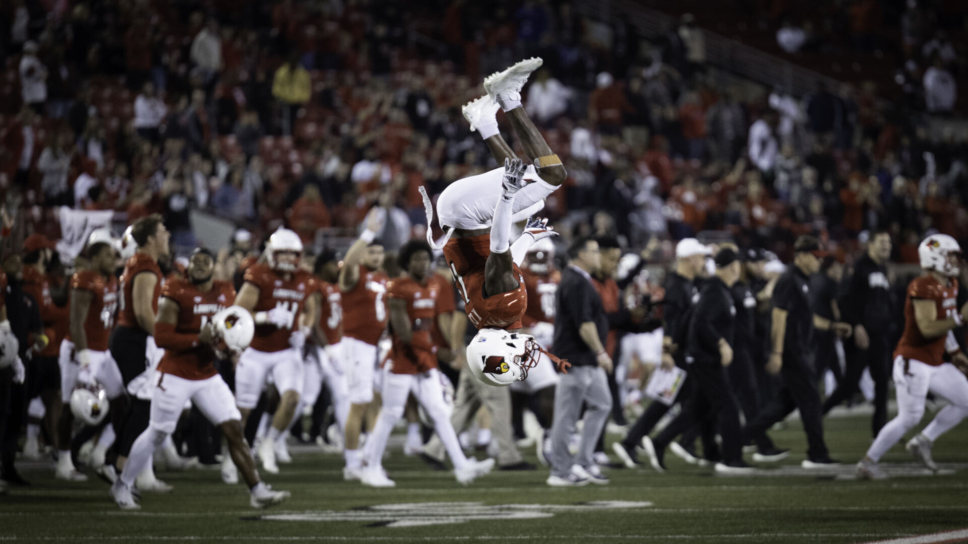 IMAGES | Scenes from Louisville football's 24-10 win over Pittsburgh